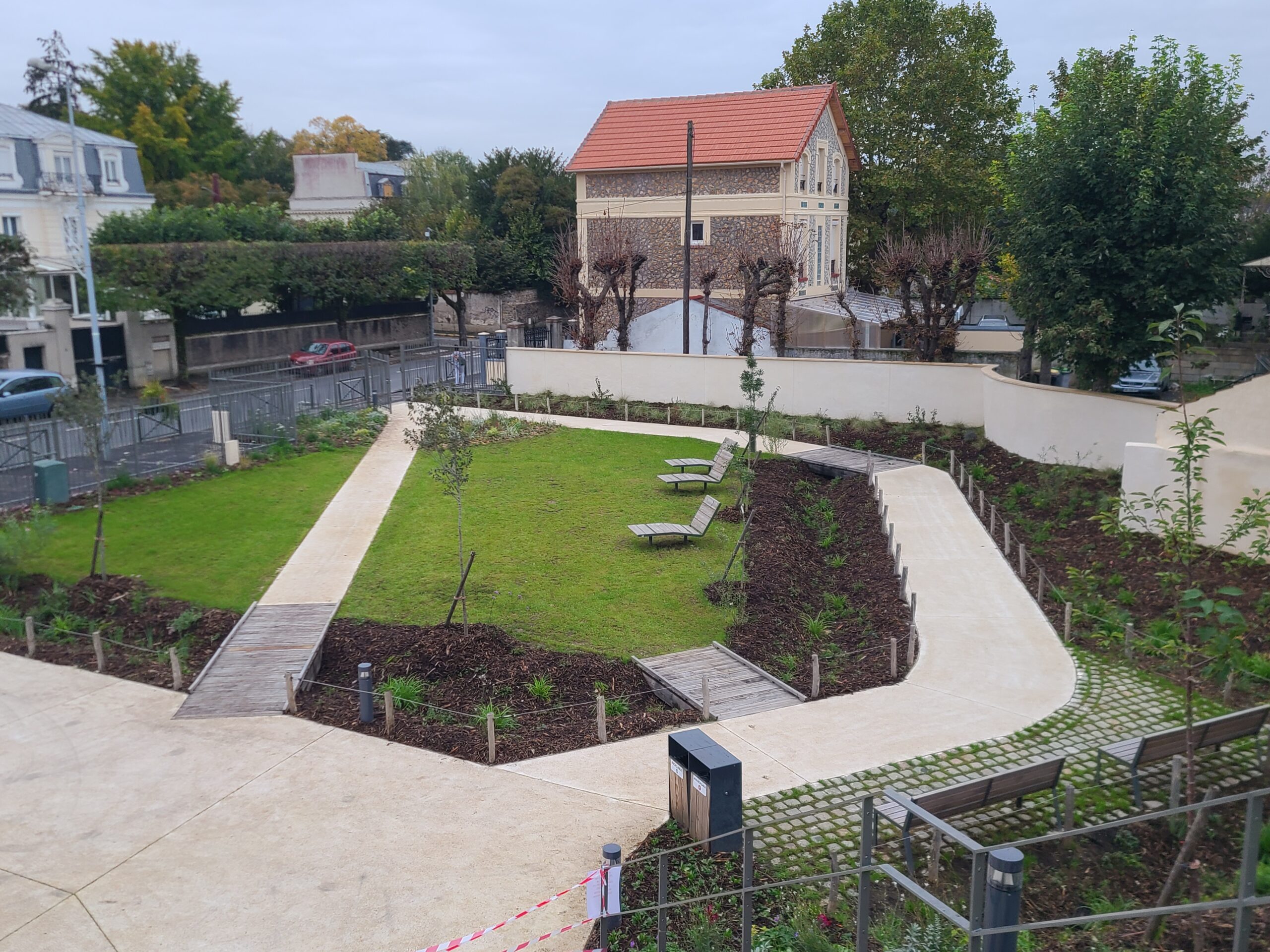 You are currently viewing ABLON-SUR-SEINE, SQUARE-TOUSSAINT-LUCAS
