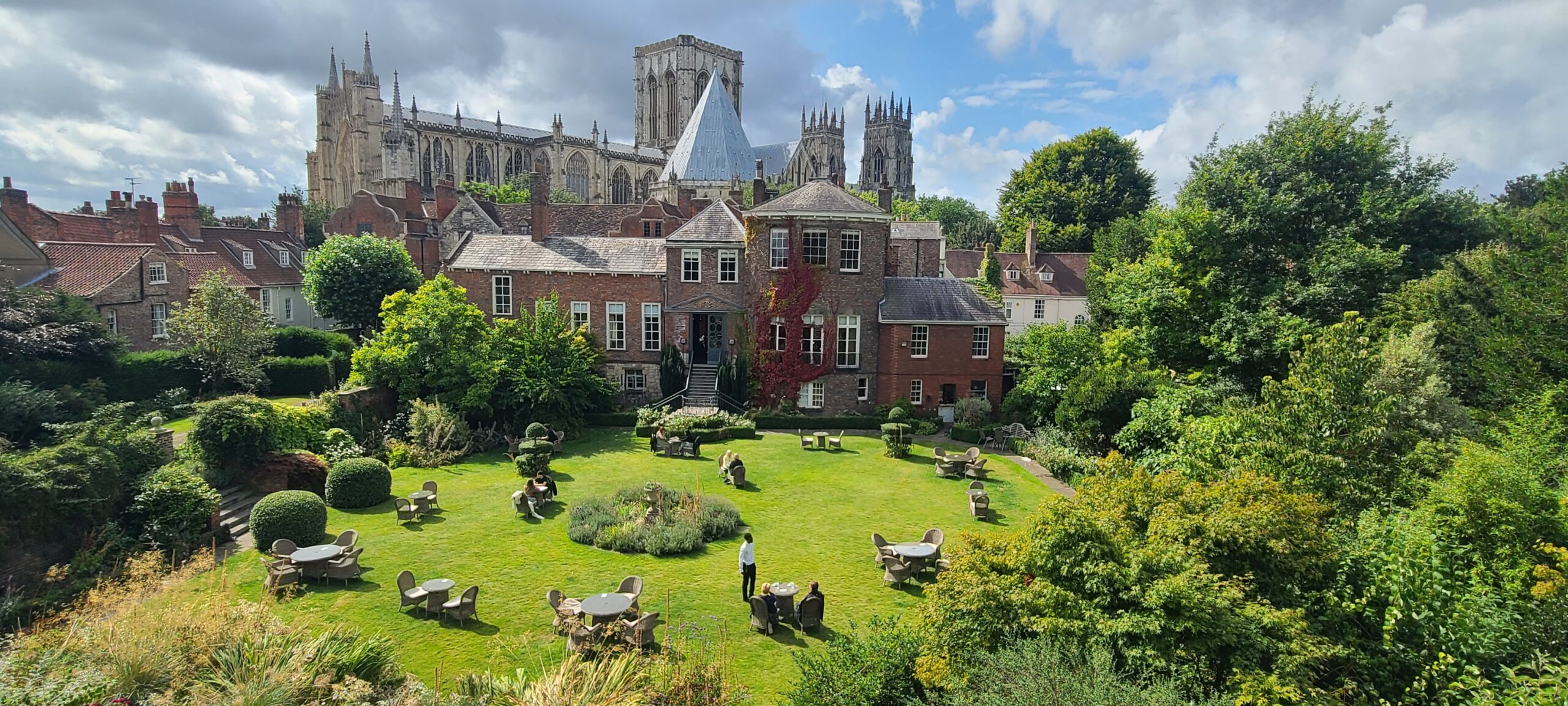 Lire la suite à propos de l’article YORK, VILLE