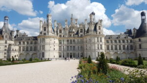 Lire la suite à propos de l’article CHAMBORD, CHÂTEAU-DE-CHAMBORD
