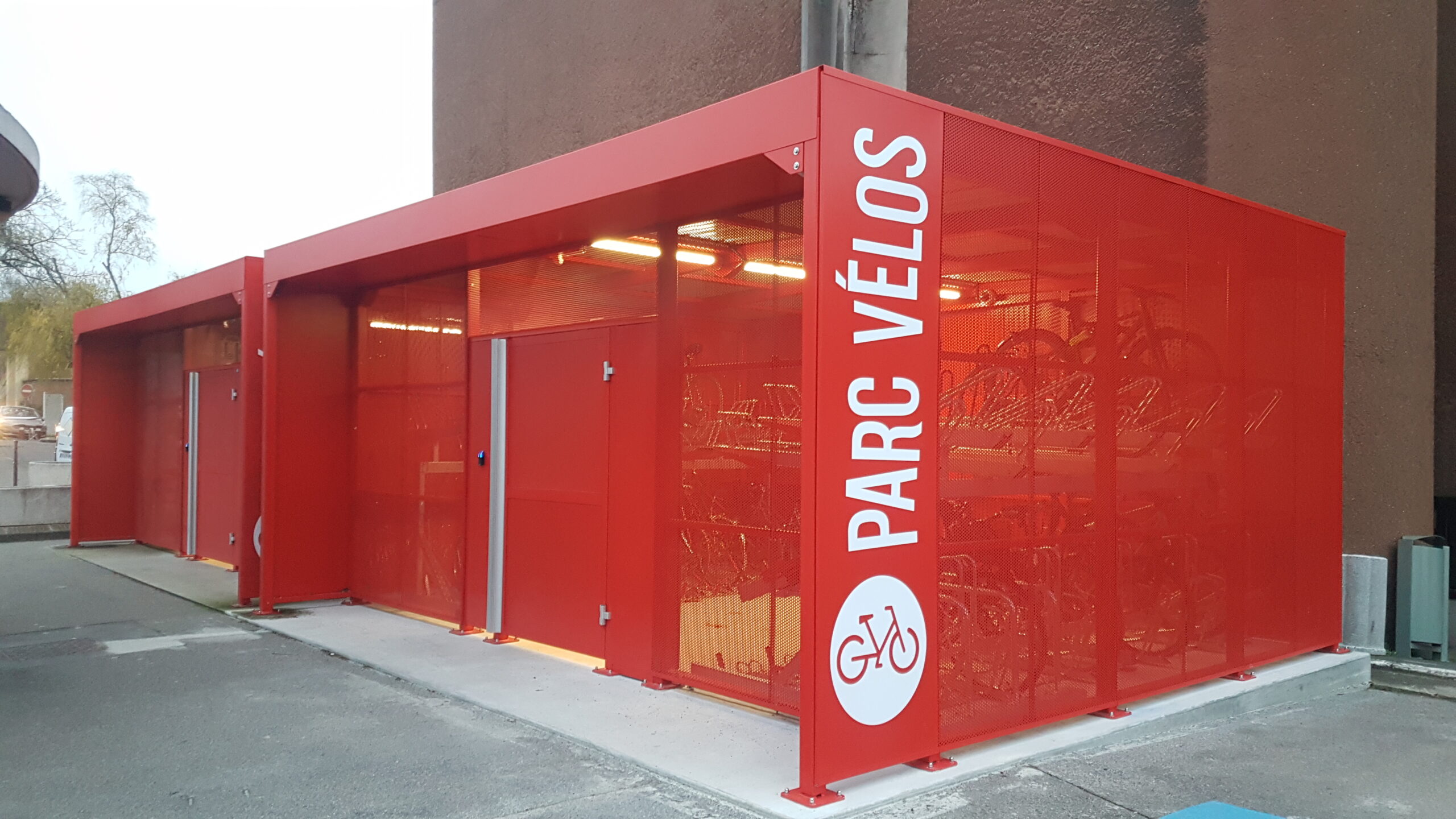 Lire la suite à propos de l’article CLICHY, HOPITAL-BEAUJON
