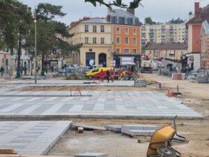 Lire la suite à propos de l’article Yves DESHAYES, Paysagiste D.P.L.G, Place du Comte Haymon à Corbeilles-Essonnes