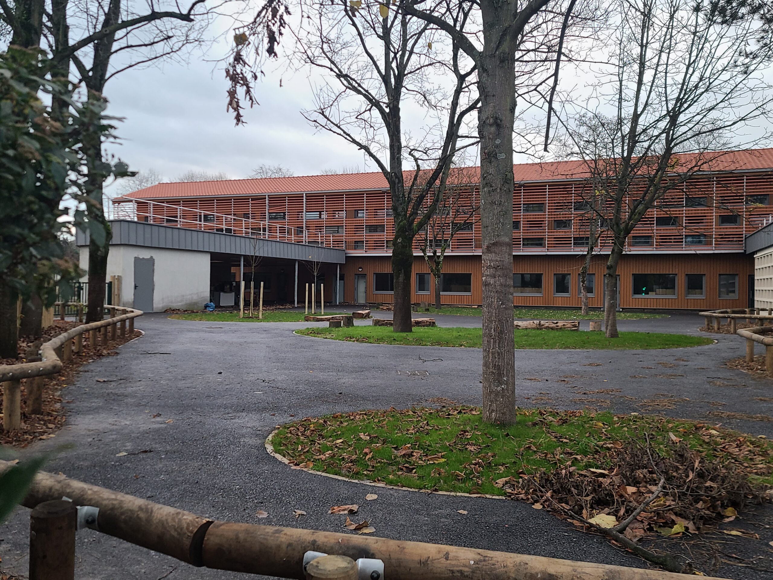 You are currently viewing ÉPINAY-SUR-SEINE, ECOLE-LOTTE-EISNER