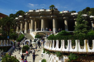 Lire la suite à propos de l’article ESPAGNE, BARCELONE, PALAIS-GUELL