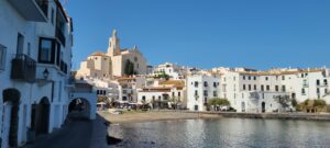 Lire la suite à propos de l’article ESPAGNE, CADAQUEZ, VILLE