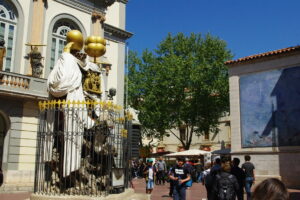 Lire la suite à propos de l’article ESPAGNE, FIGUERES, MUSEE-DALI