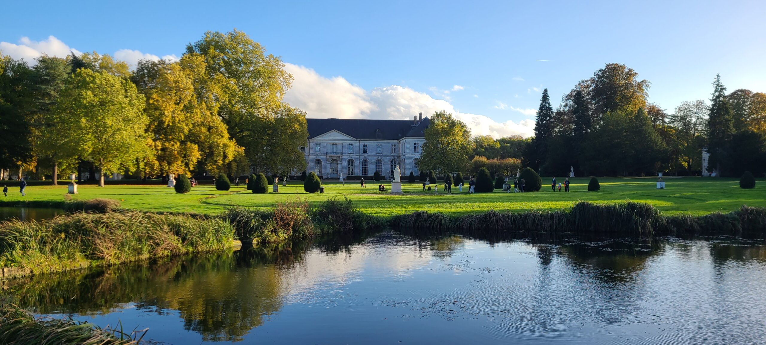 You are currently viewing FONTAINE-CHAALIS, ABBAYE-ROYALE-DE-CHAALIS