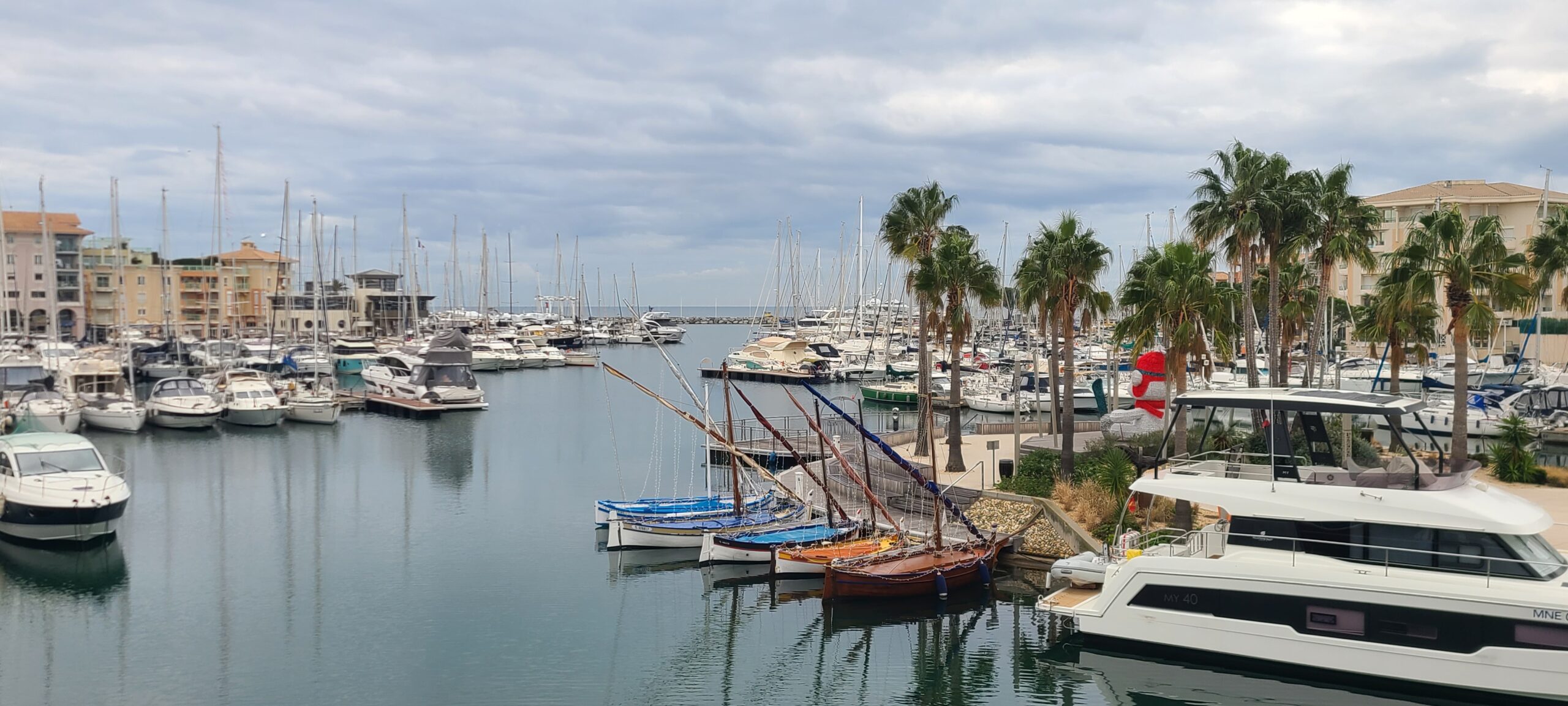 You are currently viewing FRÉJUS, VILLE