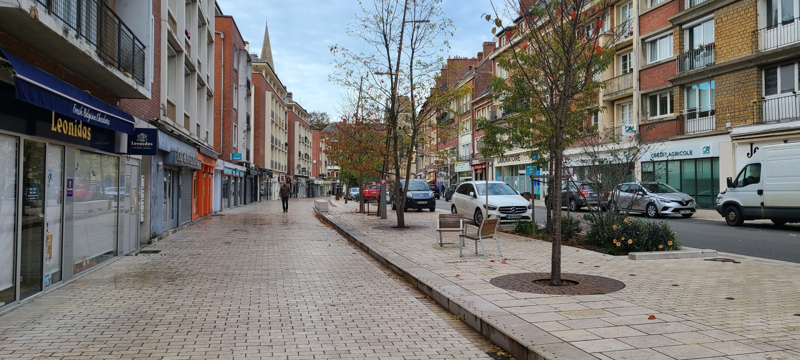 You are currently viewing LISIEUX, CENTRE-VILLE