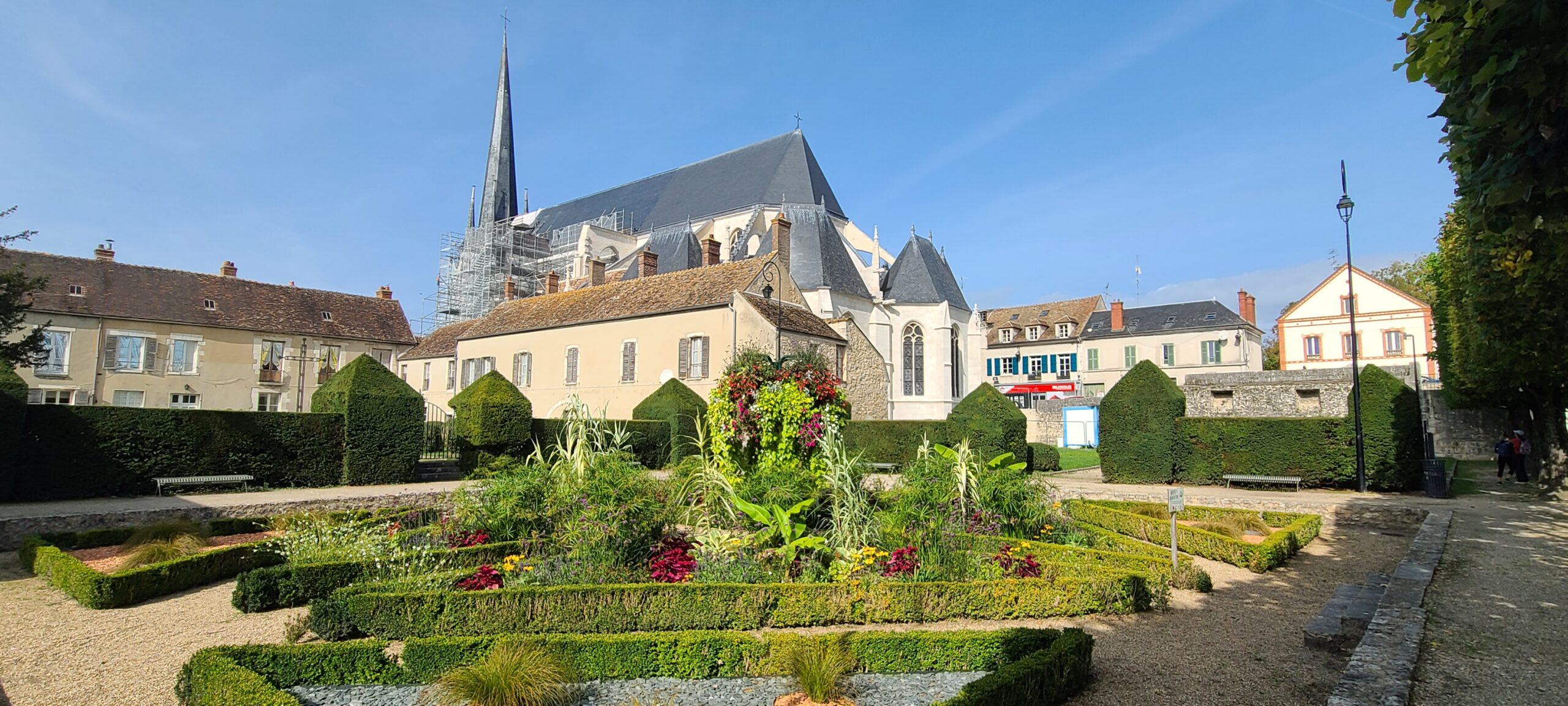 You are currently viewing NEMOURS, VILLE