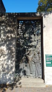 Lire la suite à propos de l’article PARIS, CIMETIERE-DU-CALVAIRE