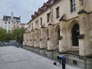 Lire la suite à propos de l’article PARIS, COLLEGE-DES-BERNARDINS