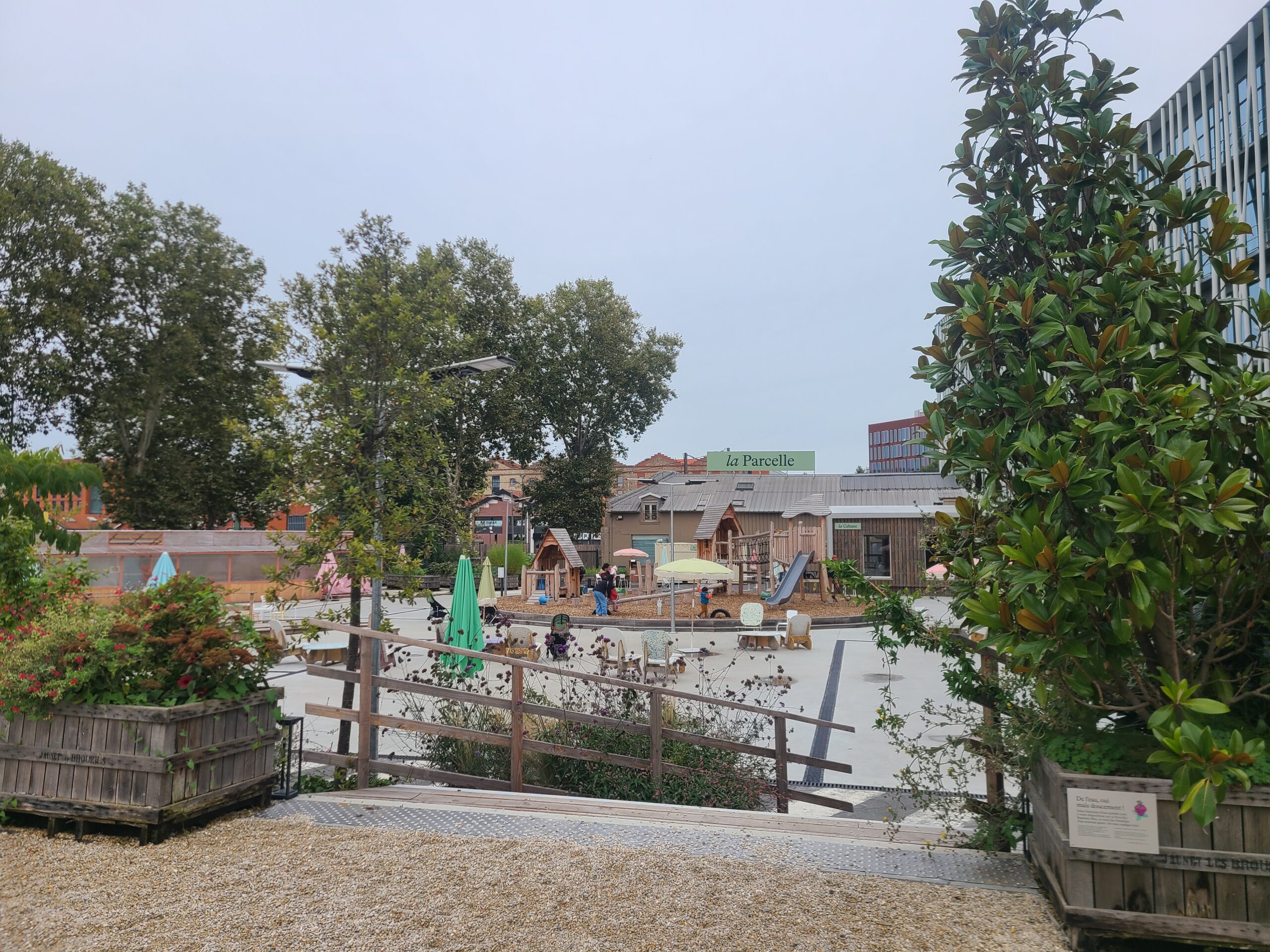 You are currently viewing PARIS, LA-GALERIE-DU-19M