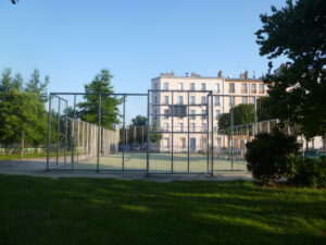 Lire la suite à propos de l’article SAINT-DENIS, SQUARE-DEGEYTER