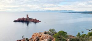 Lire la suite à propos de l’article SAINT-RAPHAËL, CAP-ESTEREL