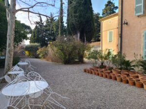 Lire la suite à propos de l’article SÉRIGNAN-DU-COMTAT, HARMAS-JEAN-HENRI-FABRE