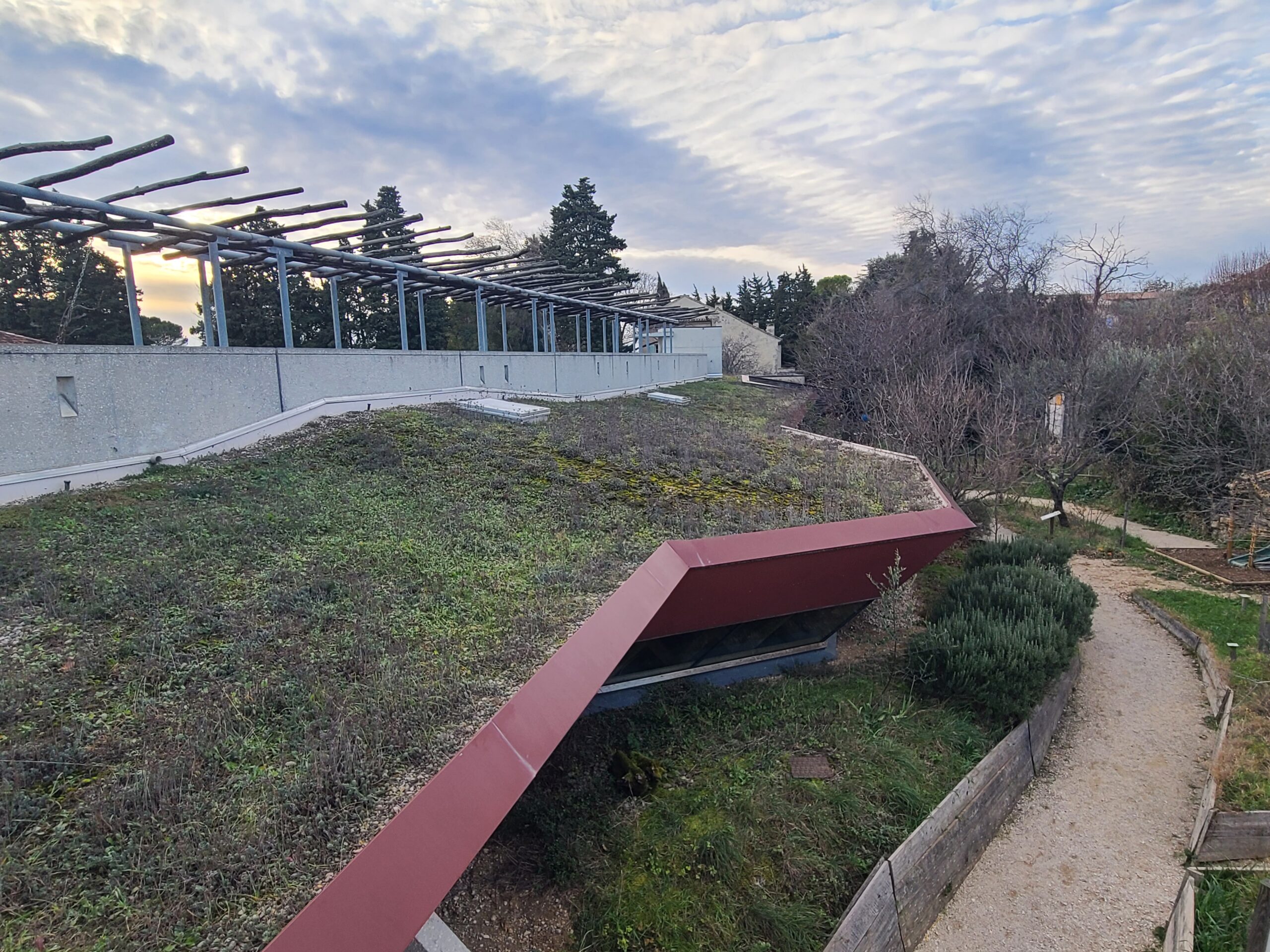 You are currently viewing SÉRIGNAN-DU-COMTAT, LE-NATUROPTERE