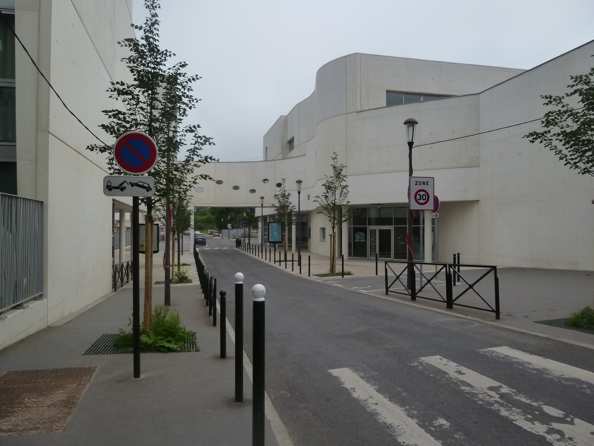 You are currently viewing THIAIS, QUARTIER-GRANDS-CHAMPS