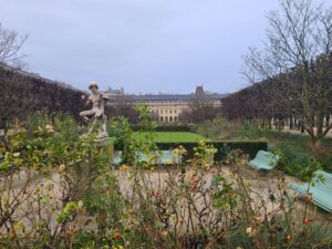 Lire la suite à propos de l’article PARIS, JARDIN-DU-PALAIS-ROYAL