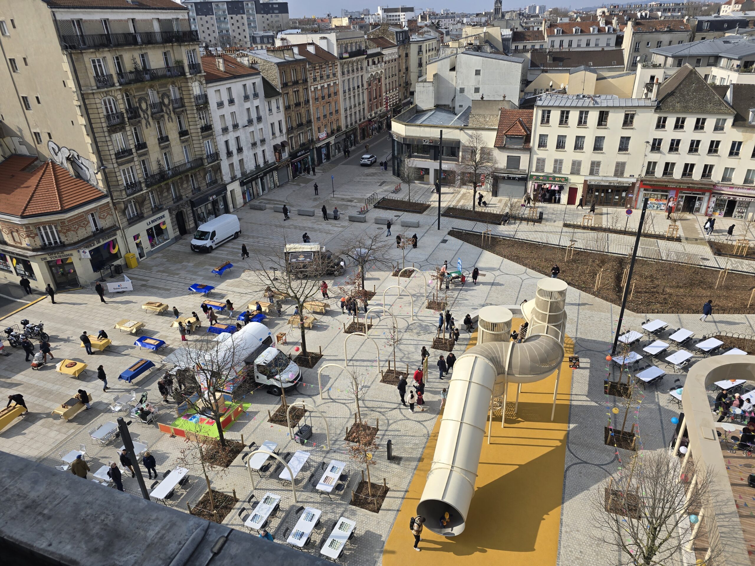 Lire la suite à propos de l’article SAINT-DENIS, PLACE-JEAN-JAURES